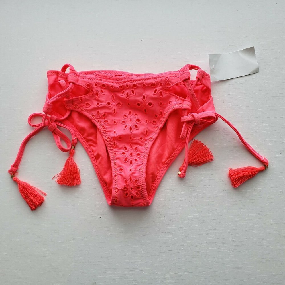 Shade & Shore NWT Pink Eyelet Tassel Bikini Bottom - Picture 5 of 8